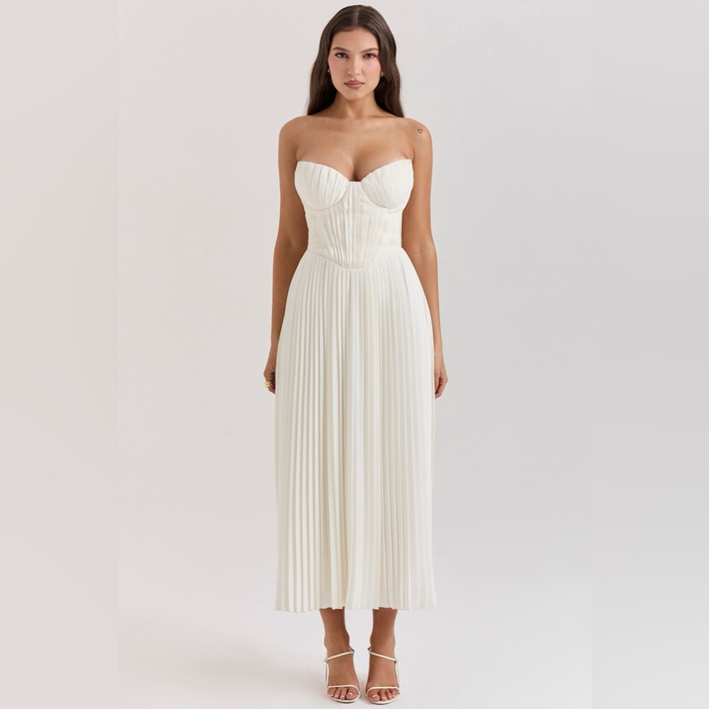 House of CB Amorata Ivory Pleated Maxi Dress L+
